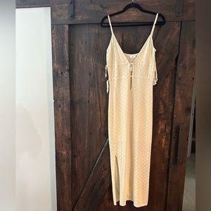 Brides! Brand New Bobbles & Lace Dress